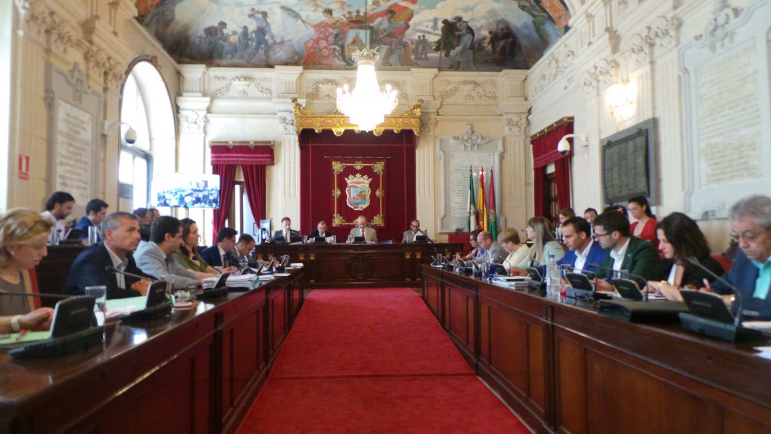 El Ayuntamiento acuerda 