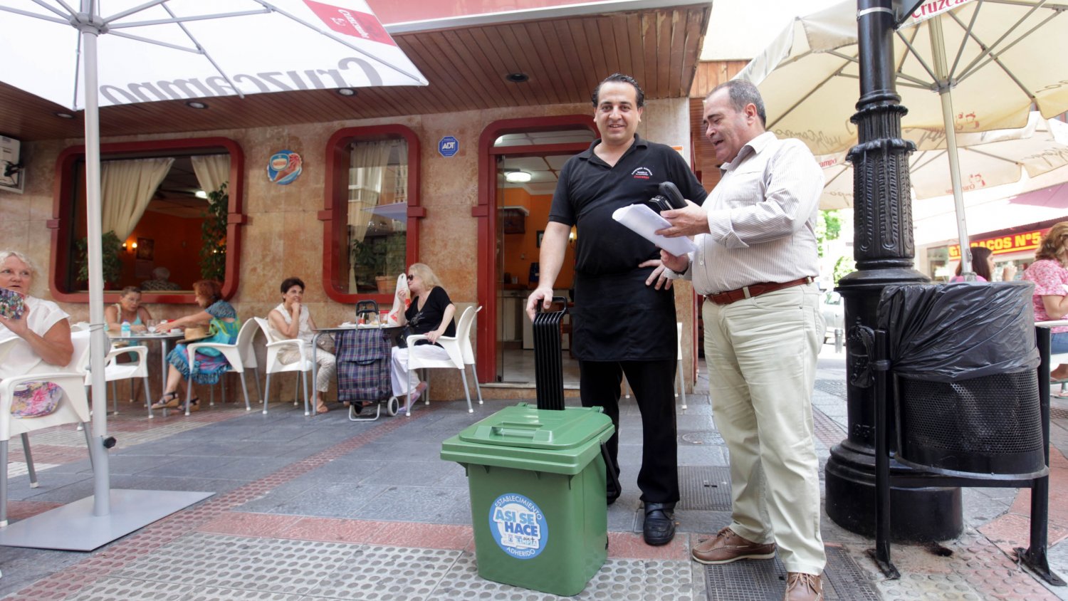 El Ayuntamiento de Marbella impulsa una campaña para fomentar el reciclaje de vidrio en los establecimientos de hostelería