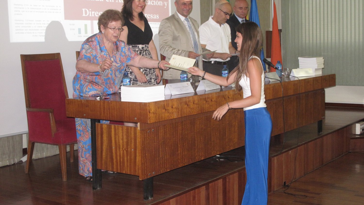 Económicas reconoce a sus mejores alumnos con los premios extraordinarios de licenciaturas y grados