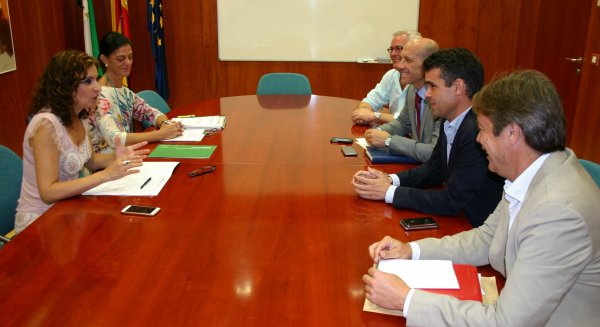 El Ayuntamiento de Marbella acuerda con la Junta de Andalucía flexibilizar el pago de la deuda