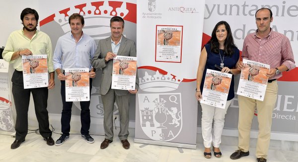 La Plaza de Toros de Antequera acoge una nueva clase práctica de alumnos de la Escuela Taurina de la Diputación