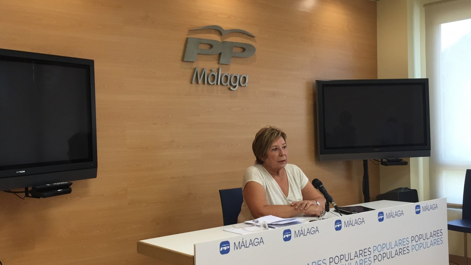 Villalobos (PP) dice estar dispuesta a encabezar la lista del PP al Congreso