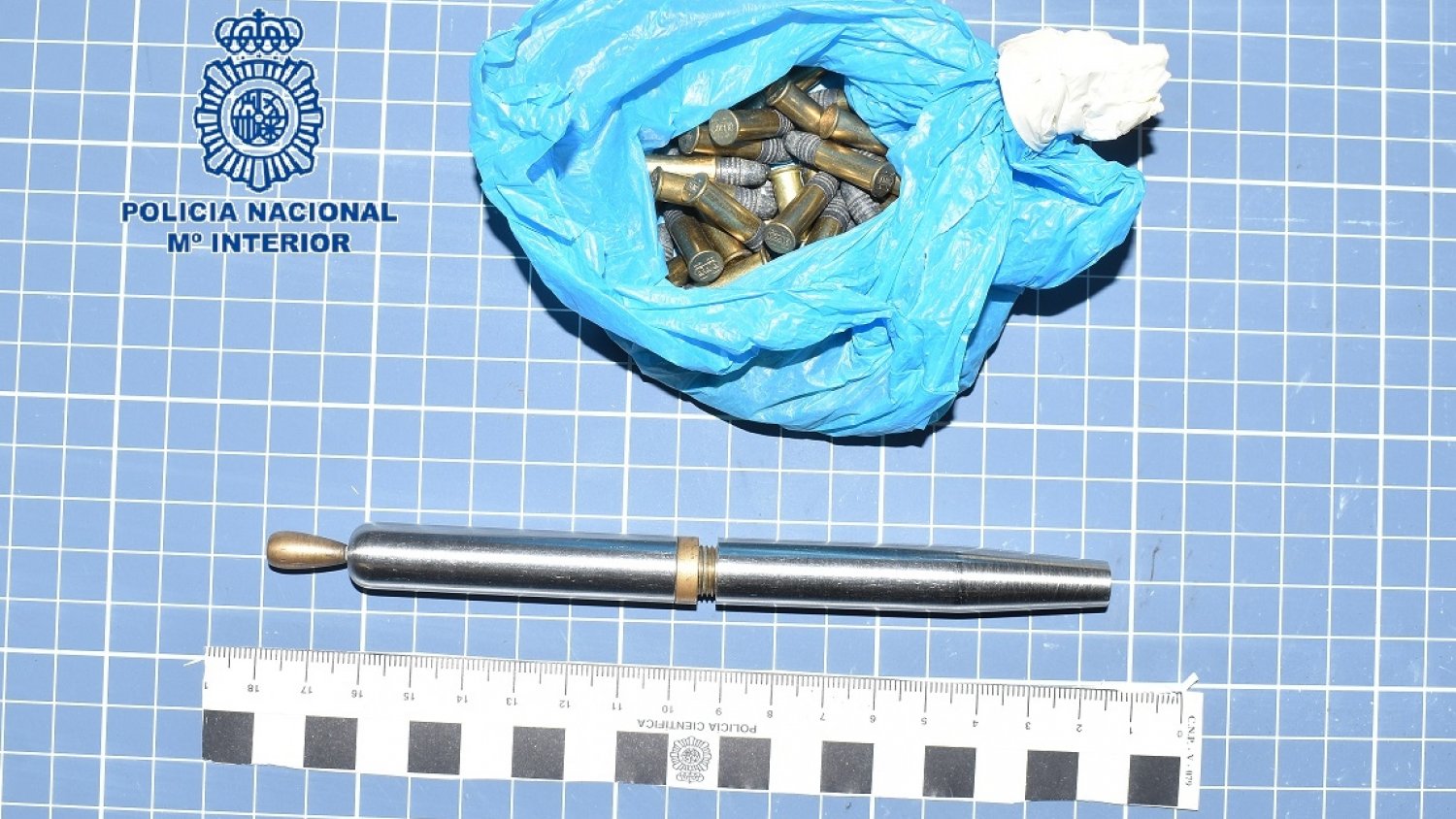 La Policía Nacional detiene a un hombre por disparar con un ‘bolígrafo-pistola’ a  su casero