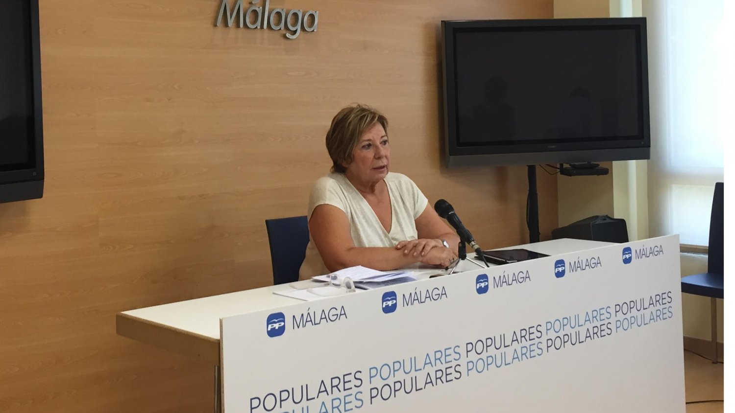 Villalobos prevé que la nueva bajada de impuestos supondrá un ahorro anual de más de 1,5 millones a los malagueños
