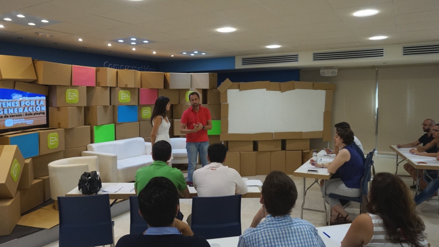 NNGG destaca la importancia del debate continuo para reforzar la conexión con los jóvenes