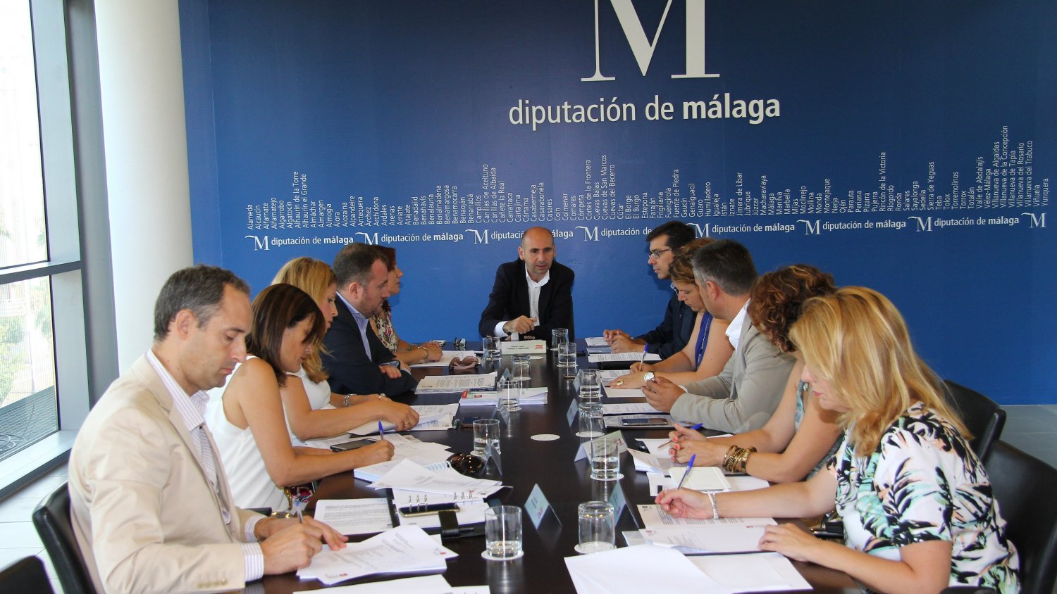 Conejo (PSOE) propone reducir a 15 los cargos de confianza en la Diputación