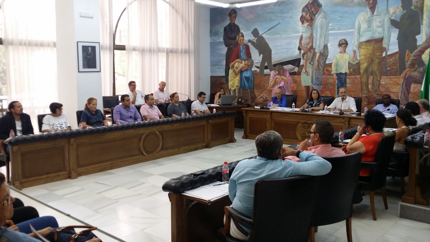 El Pleno de Rincón aprueba un plan para ahorrar 3,8 millones de euros