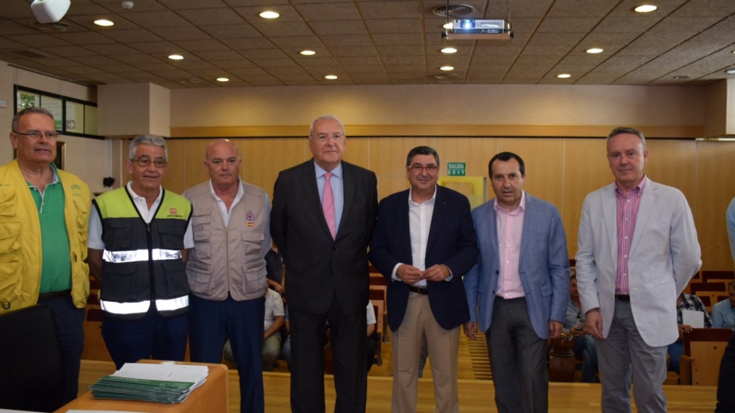 Aumenta la coordinación entre administraciones para prevenir incendios en la Axarquía