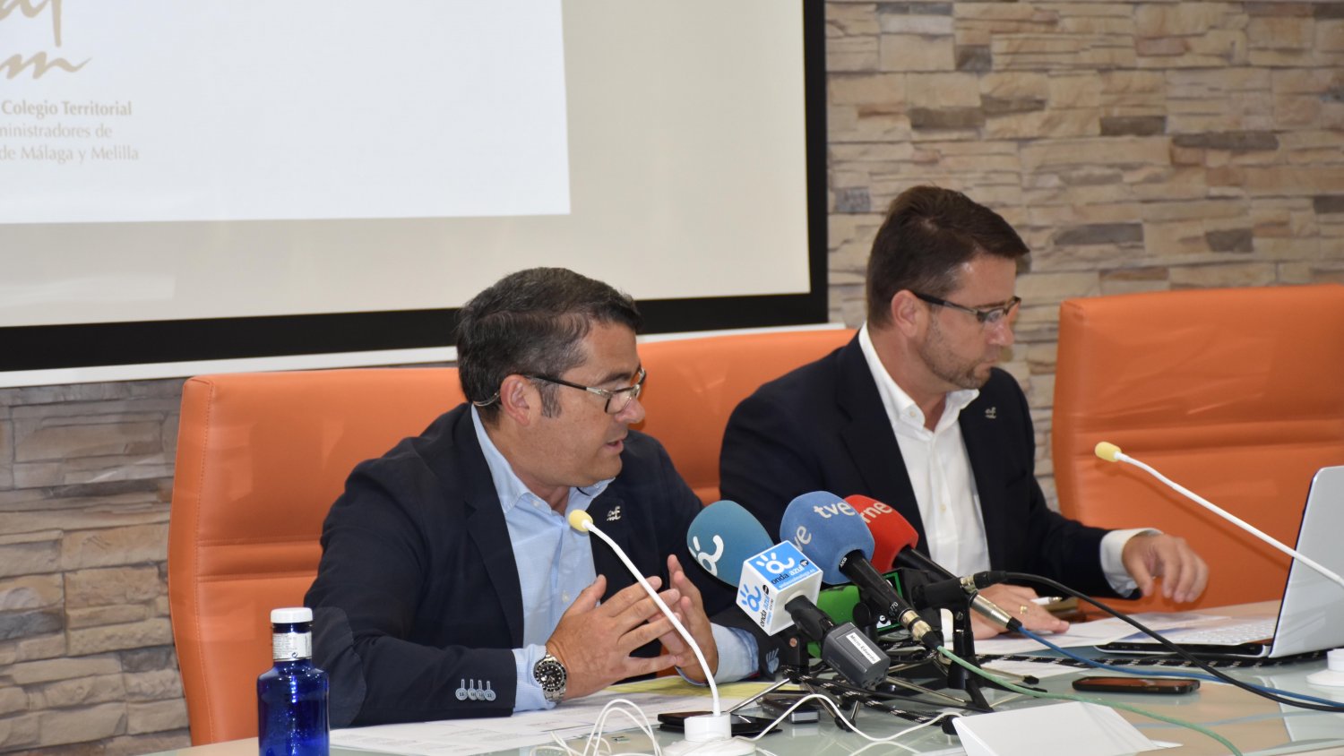 Crece más de un 2% el número de morosos en Málaga durante el 2014
