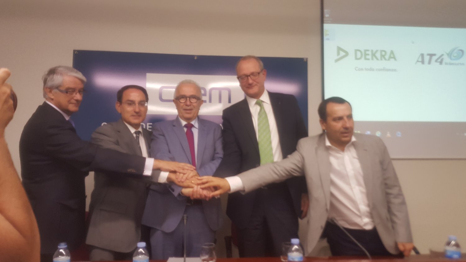 La Junta vende AT4 Wireless a la empresa alemana Dekra por 44.5 millones de euros