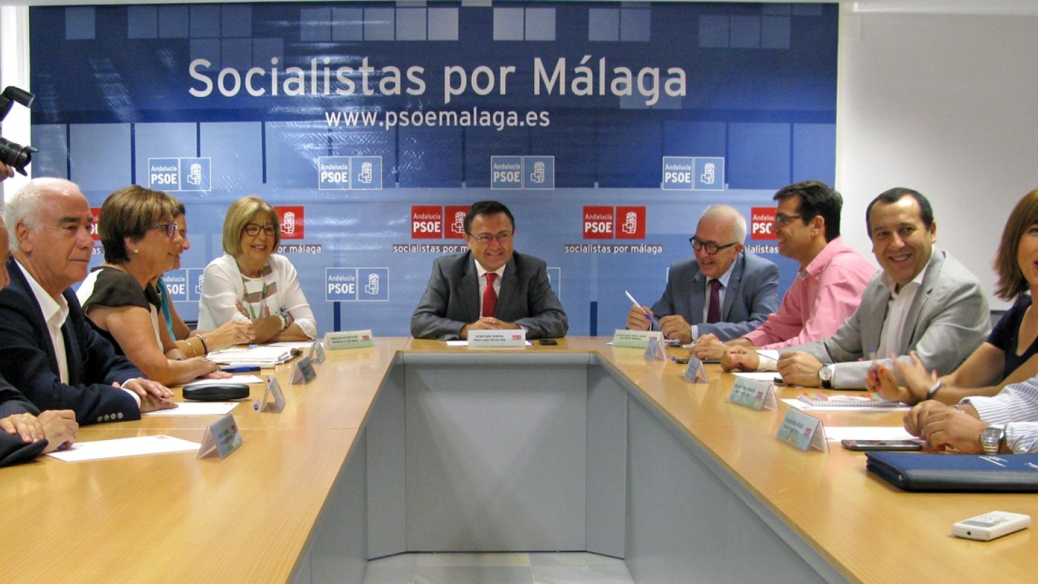De la Calle dice que se reunirá con el ministro de Educación para 