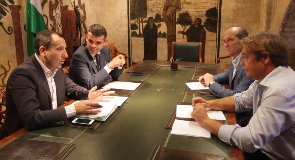 Marbella y la Junta abordan los trámites para alcanzar la refinanciación de la deuda municipal
