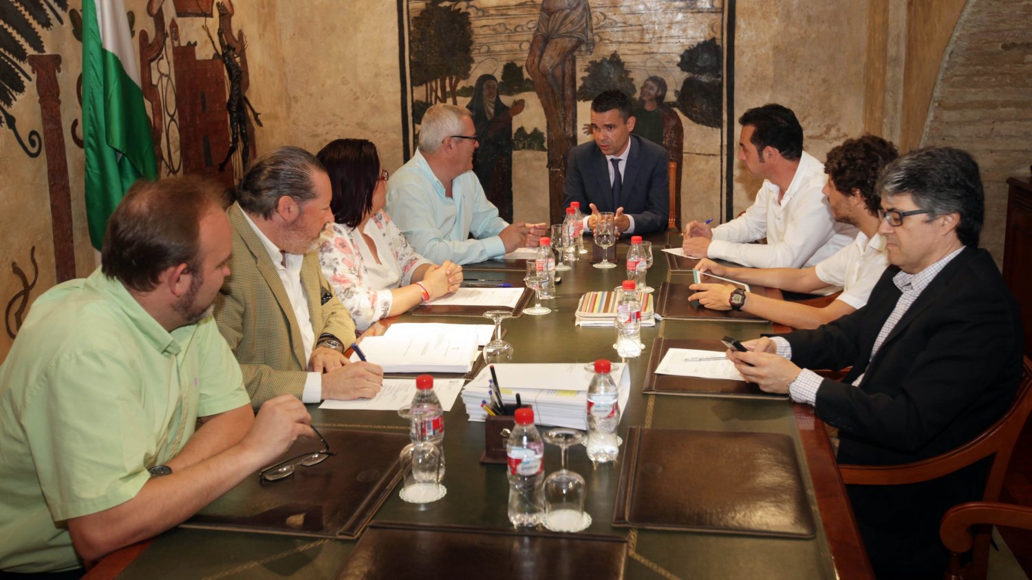 Ayuntamiento de Marbella acuerda el cese de varios cargos de confianza del anterior gobierno que aún no habían renunciado