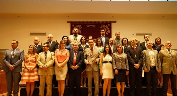 Ortíz, nuevo alcalde de Torremolinos, presenta un renovado gobierno de 