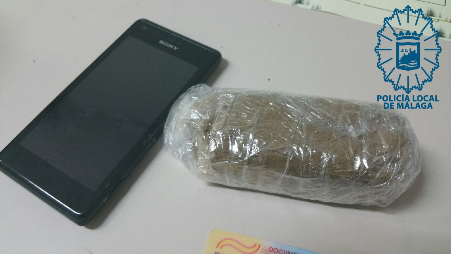 Detienen a un individuo tras incautarle 85,2 gramos de hachís