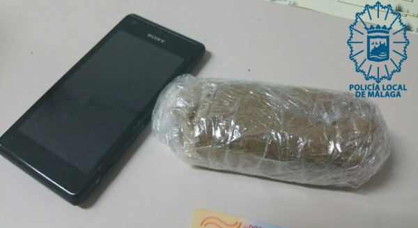 Detienen a un individuo tras incautarle 85,2 gramos de hachís