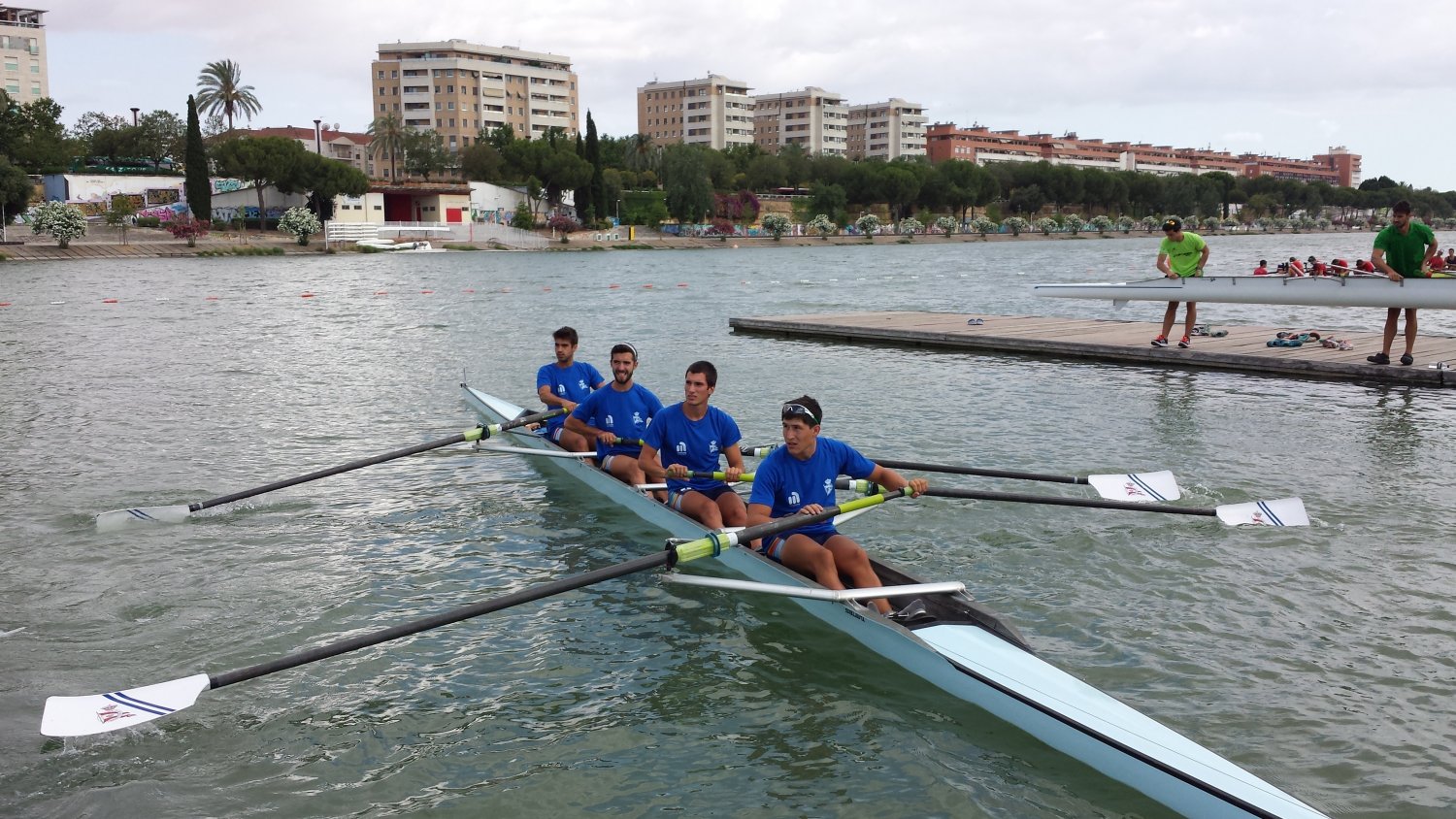 El Real Club Mediterráneo logra ocho medallas en el Andaluz de Remo Olímpico