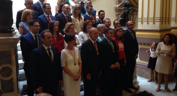 De la Torre llama a crear un 