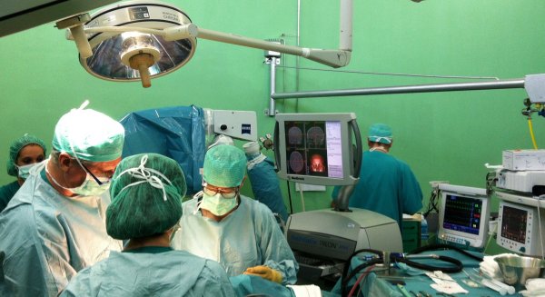 Neurocirujanos organizan el I curso nacional sobre el manejo integral de la hidrocefalia en adultos y niños
