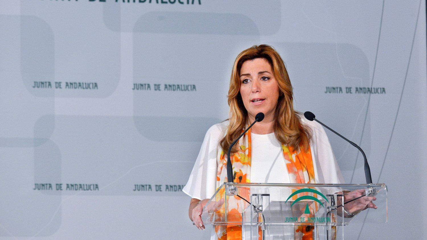 Suana Díaz investida presidenta de la Junta de Andalucía