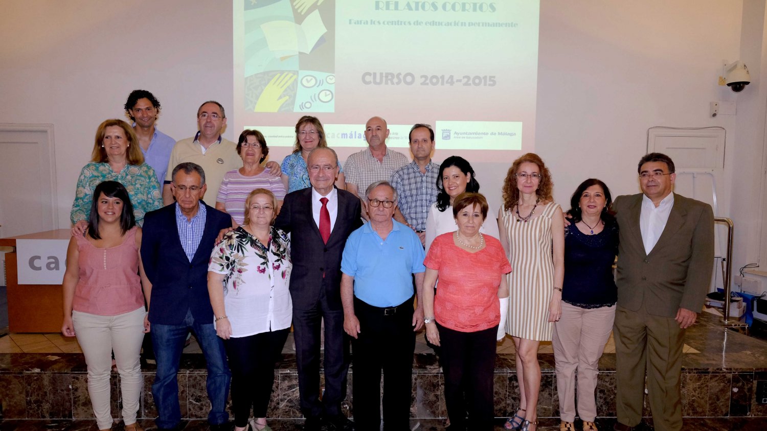 'Pintando garbanzos' y 'Amigos', obras ganadoras del concurso de Relatos Cortos para los centros de Educación Permanente