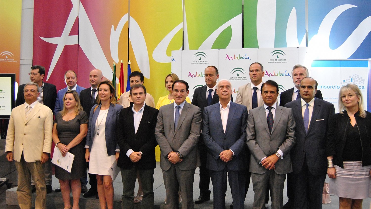 Empresarios y Junta impulsan la consolidación de la Costa del Sol como destino de salud
