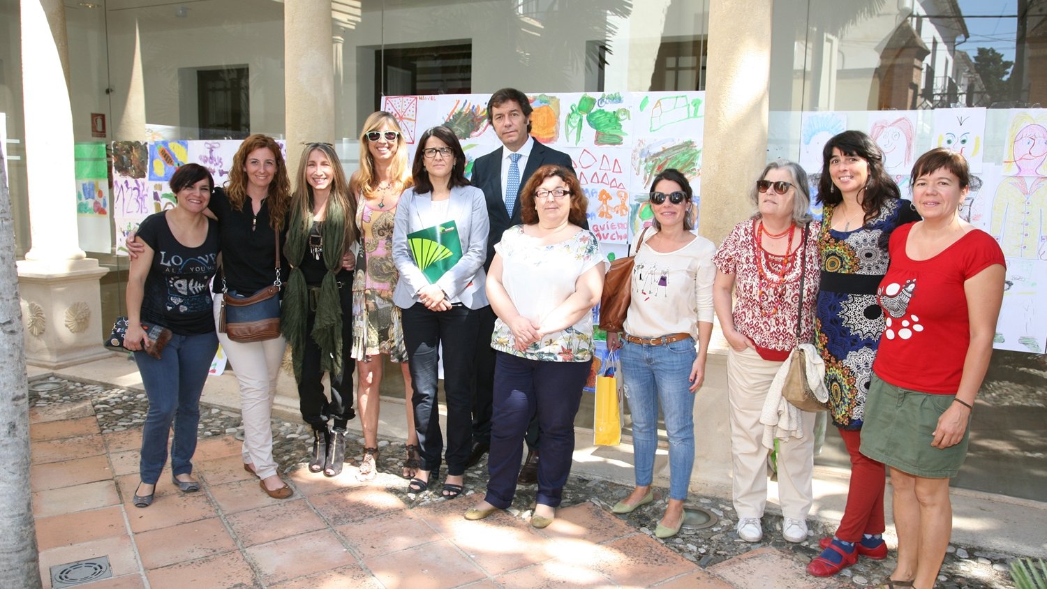 Unicaja clausura la quinta edición de sus talleres de arteterapia para niños y adultos con discapacidad intelectual