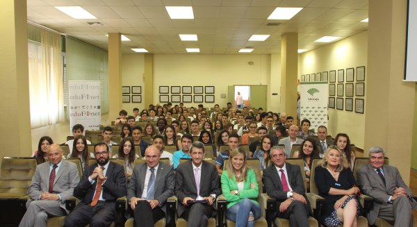 Más de 1.100 alumnos participan en la V Olimpiada financiera