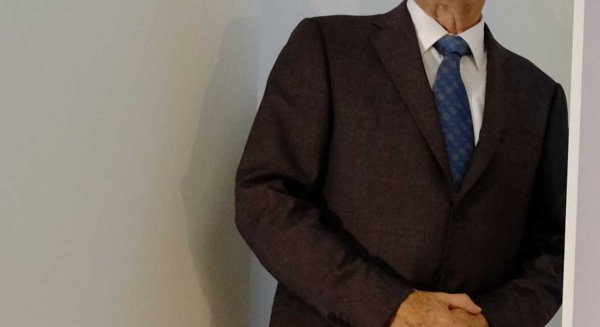Francisco de la Torre, invitado por Hollande para asistir a la cena de honor de los reyes de España
