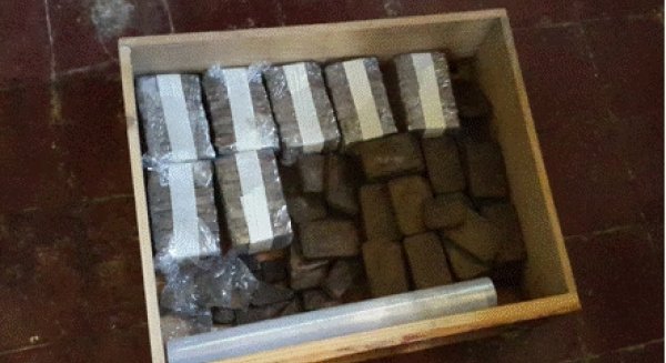 La Policía Nacional desmantela un almacén de droga en Álora y detiene a dos personas