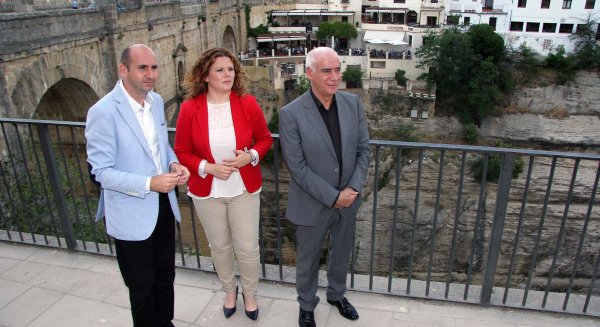 El PSOE colaborará para poner en marcha los yacimientos de Acinipo