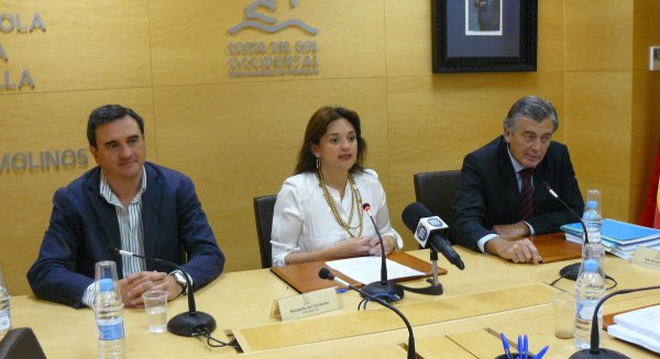 La Mancomunidad devolverá a los ciudadanos 9,8 millones del canon de agua tras paralizar la Junta las inversiones