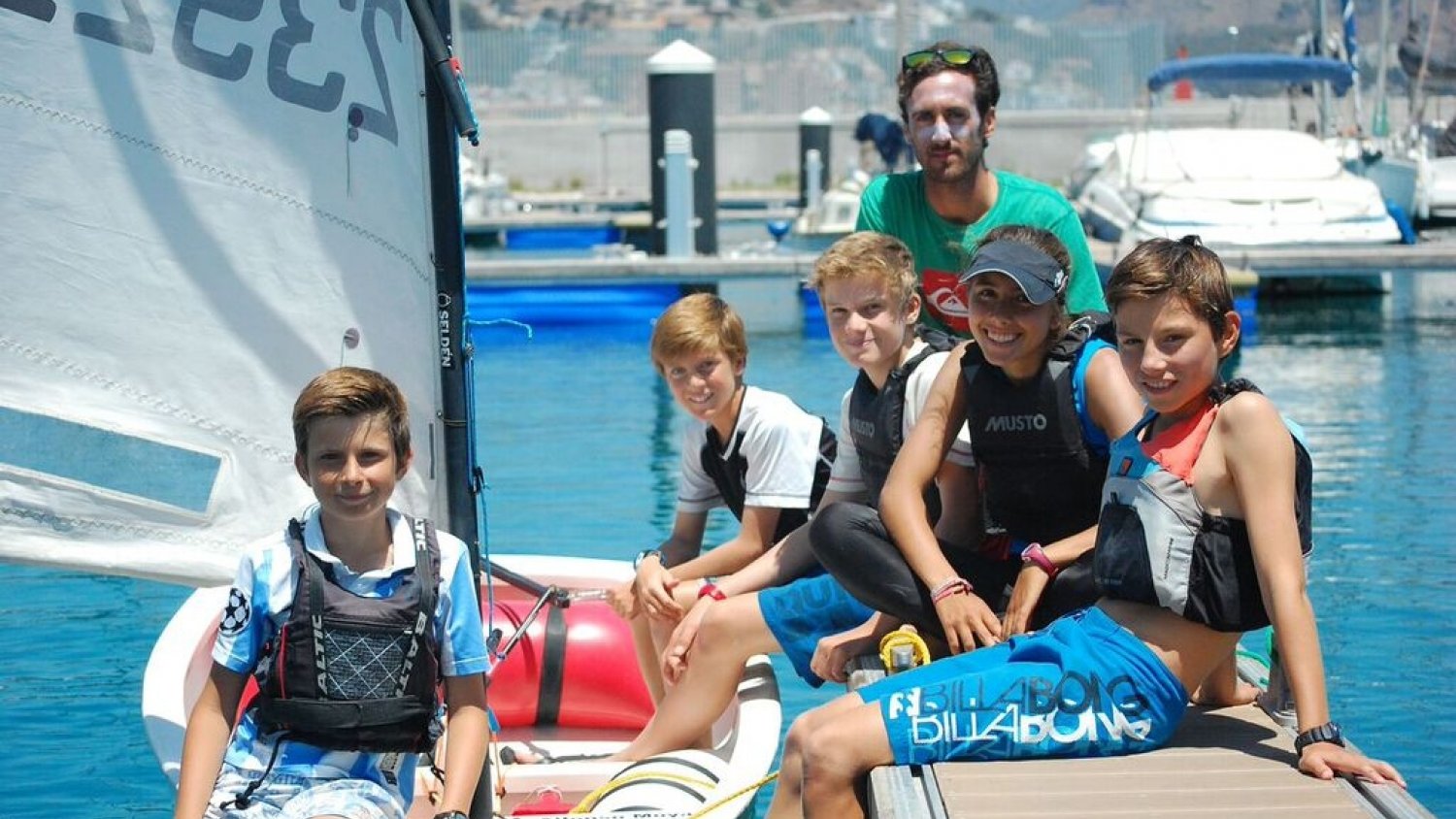 Cinco regatistas del Club Mediterráneo, seleccionados para el equipo andaluz del Campeonato de España de Optimist