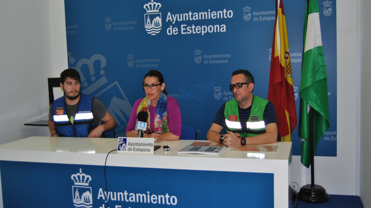 El Ayuntamiento de Estepona implanta por primera vez un dispositivo de localización para niños en la feria de San Isidro