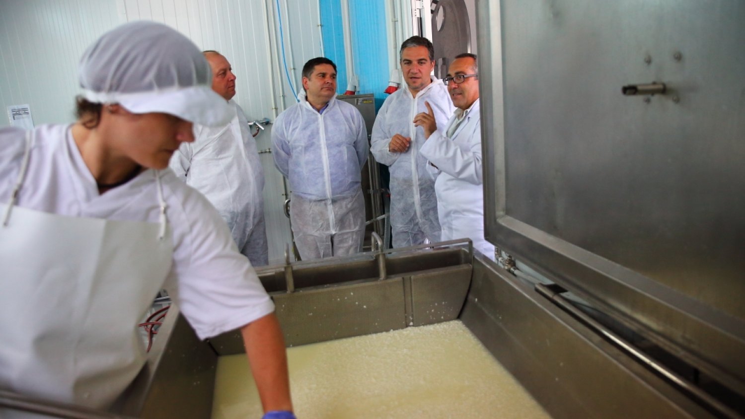 La Diputación premia a una cooperativa de Casabermeja que vende productos de la cabra malagueña