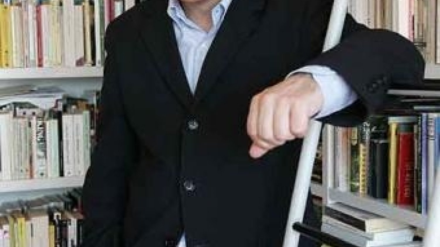 El escritor Javier Vela lleva 'Hotel Origen' al Centro Cultural Generación del 27