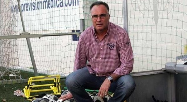 Rafa Muñoz dimite y Fernando se hace cargo de El Palo hasta final de liga