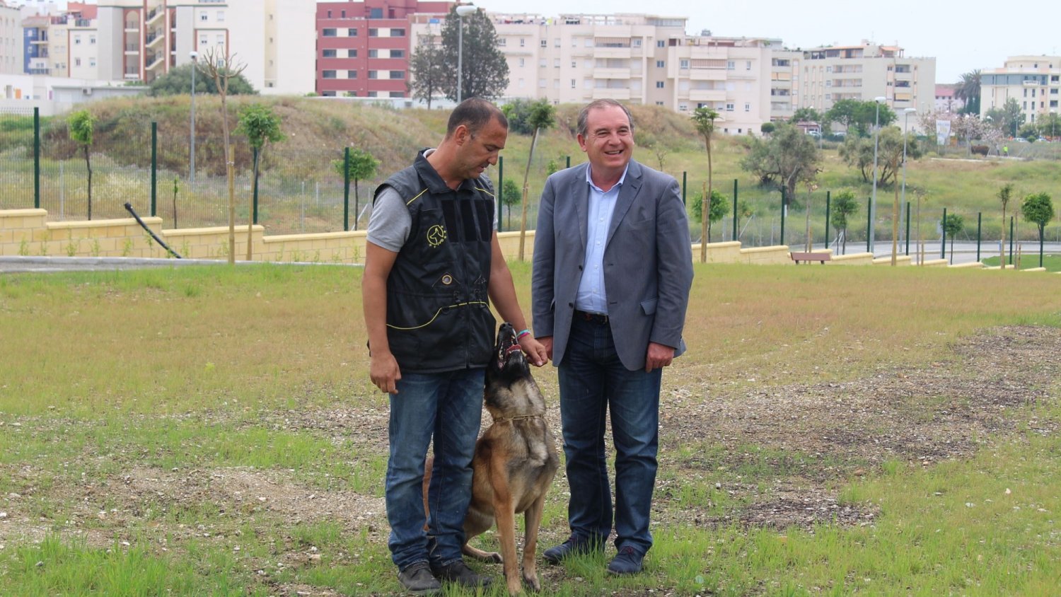 El Ayuntamiento de Vélez Málaga abrirá un nuevo parque canino