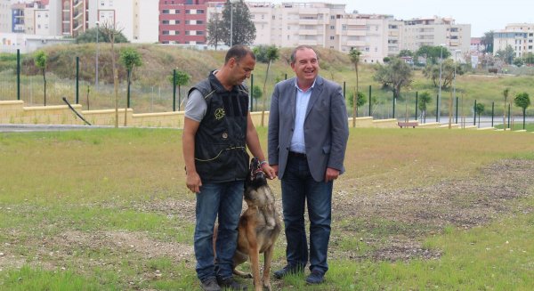El Ayuntamiento de Vélez Málaga abrirá un nuevo parque canino