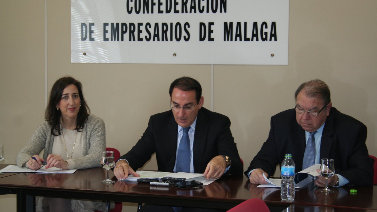 La CEM propone a las fuerzas políticas medidas para facilitar la creación de empresas y empleo
