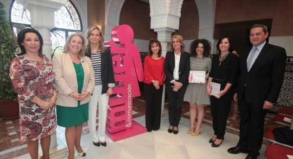 La periodista Ana Barreales y un reportaje de Celia Bermejo, galardonadas en la 2º edición de Mujer y Comunicación