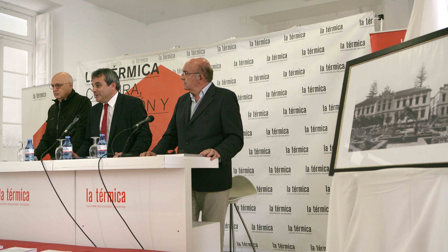 La Diputación homenajea al Centro Cívico con el libro '100 años de historia de un edificio'