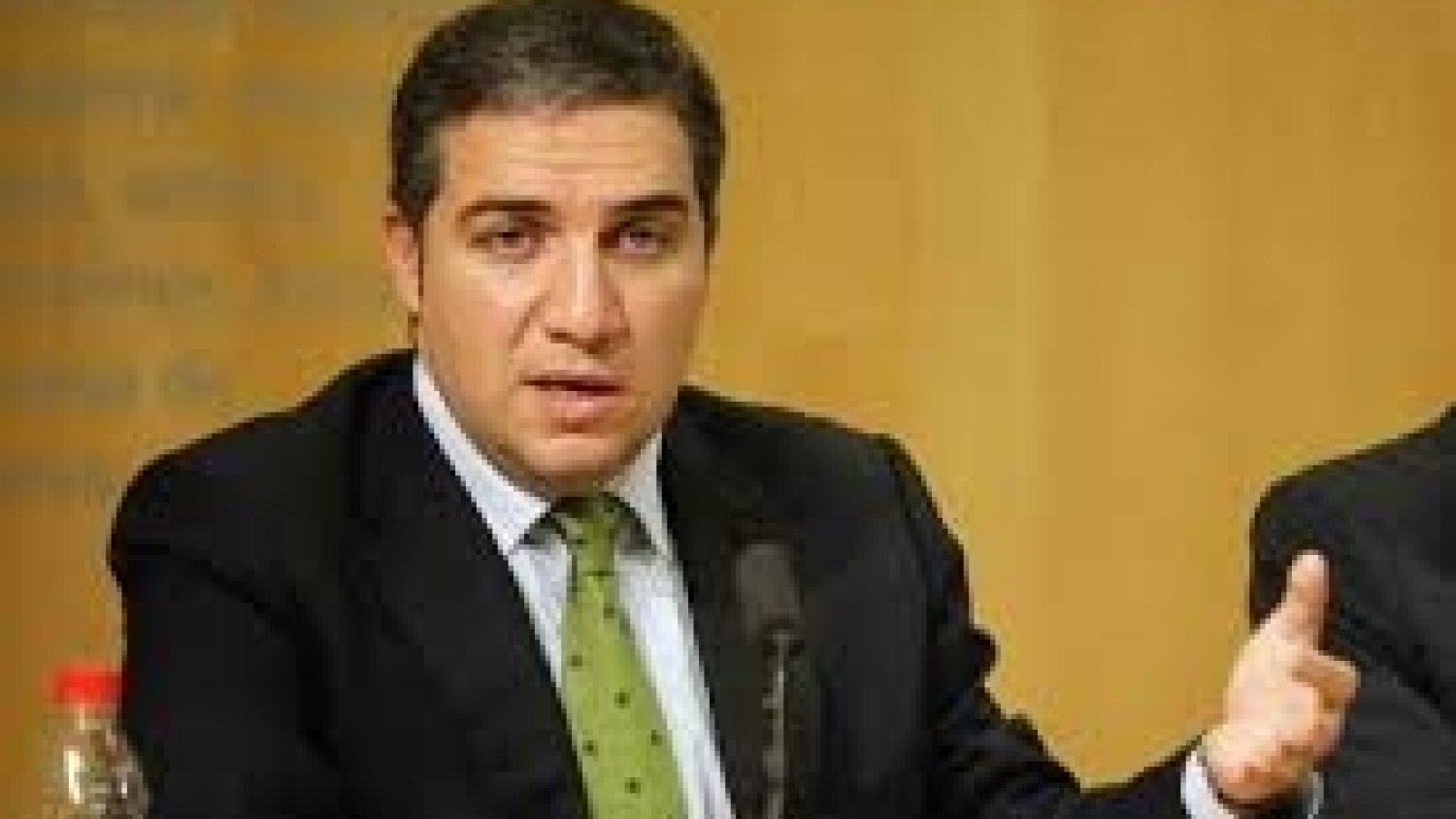 El PP apura hasta el último momento para publicar sus listas