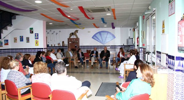 PSOE asegura que mantendrá abiertas las residencias de mayores de la Diputación