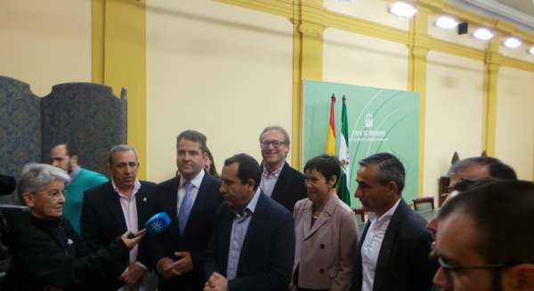 La Junta y Diputación apoyan la mejora de 22 espacios productivos en 21 municipios de la provincia