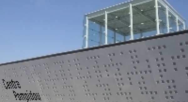 Una decena de periodistas llegan a Málaga para conocer el Centre Pompidou