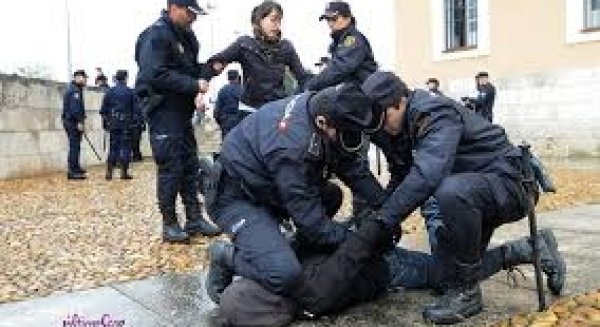 Detenidas 60 personas en Málaga por una estafa de multipropiedad