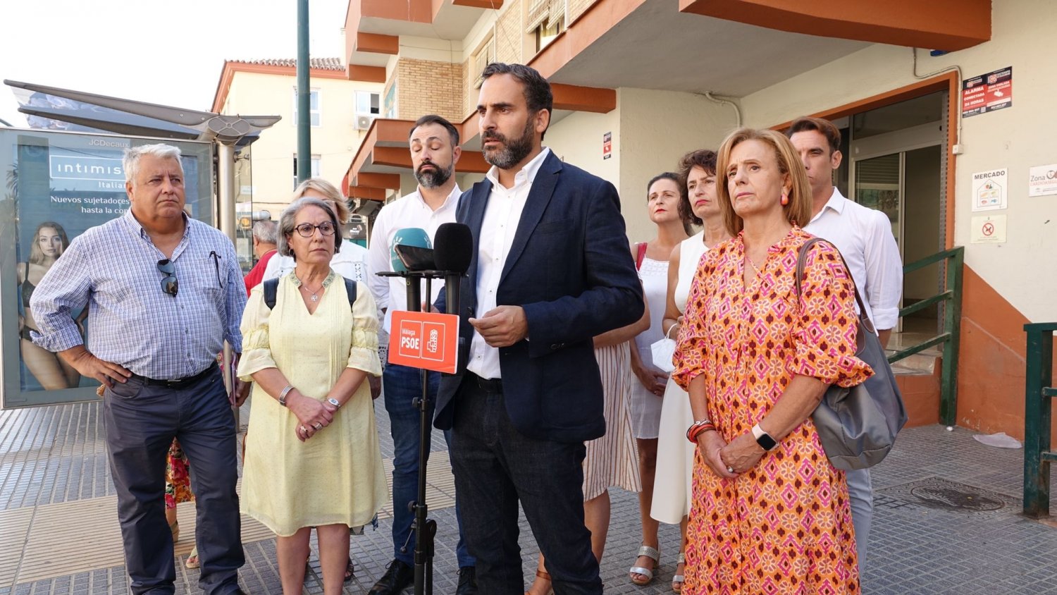 PSOE pide refuerzo presupuestario para la modernización del pequeño comercio y ayudas para combatir la inflación