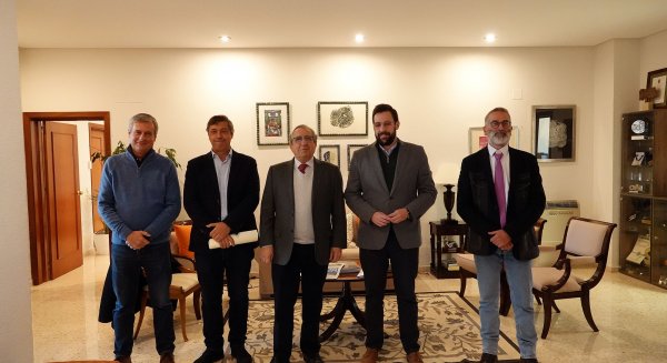 Servicios Sociales de Vélez-Málaga consolida la creación de la Cátedra sobre el TEA de la UMA