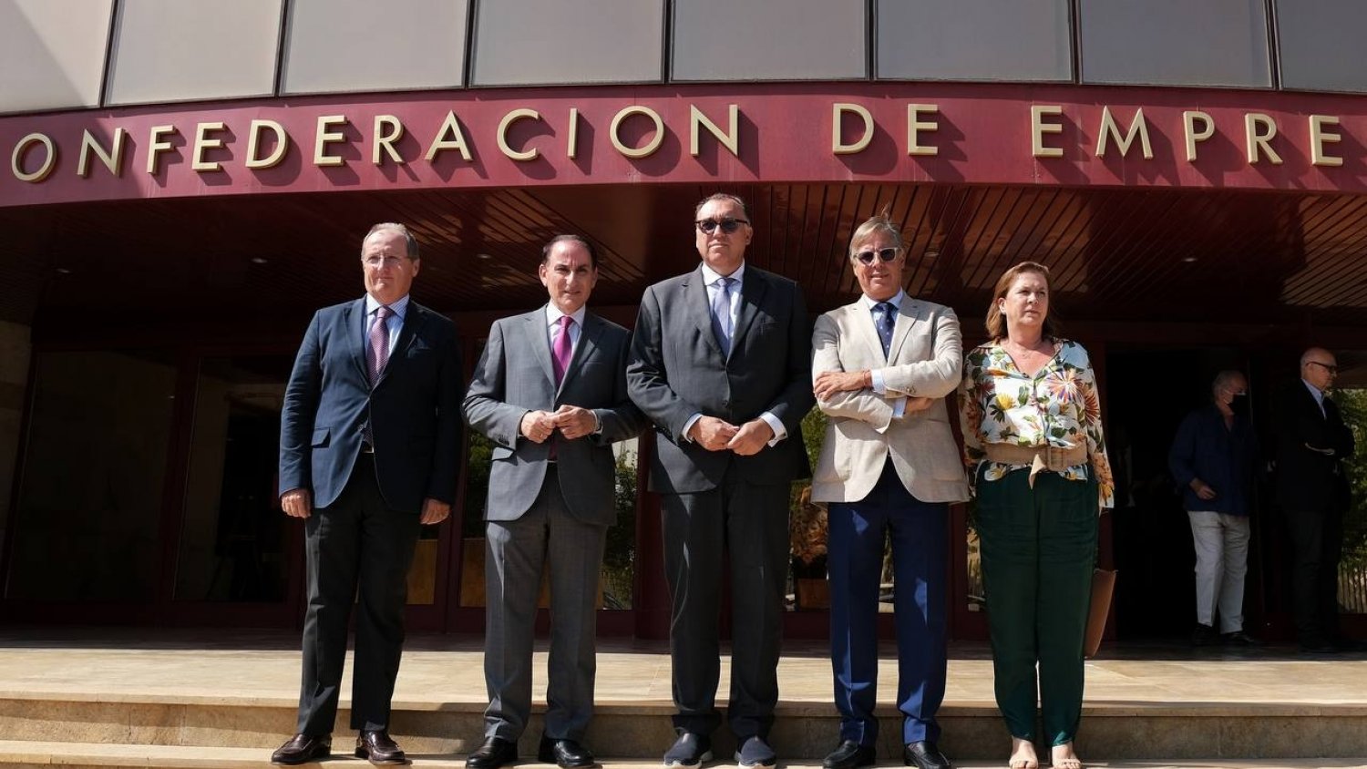 El consejero de Turismo, Cultura y Deporte abre una canal directo de colaboración con los empresarios andaluces